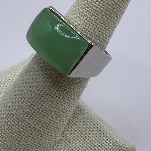 Jewelry - Green and Silver Women's Ring, Size 6